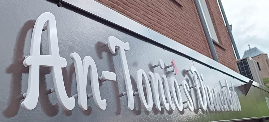 Laserletters acrylaat 8mm 40x40 cm