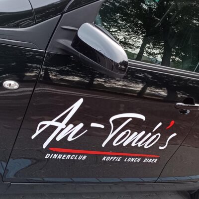 Auto snijfoliestickers auto beletering reclame